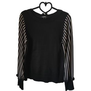 DKNY MEDIUM BLACK & WHITE SWEATER